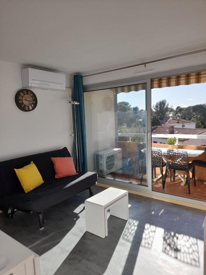 Appart Cosy En Bord De Mer - Port Santia Lucia St Raphael Saint-Raphaël Exterior foto
